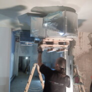 von Schulungsraum in de Clubraum geführt